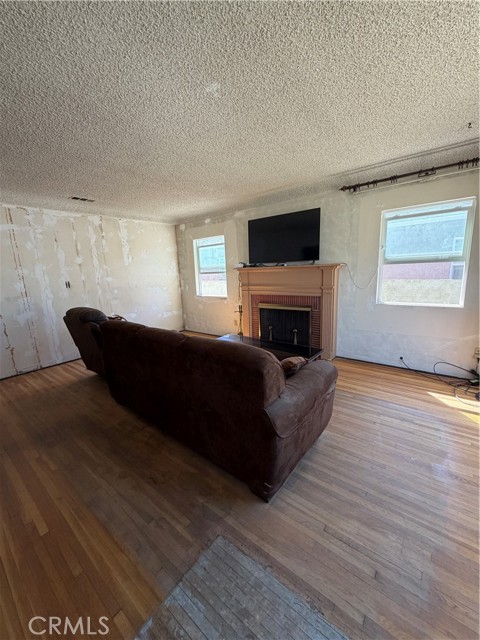 2105 Easton Street photo 4
