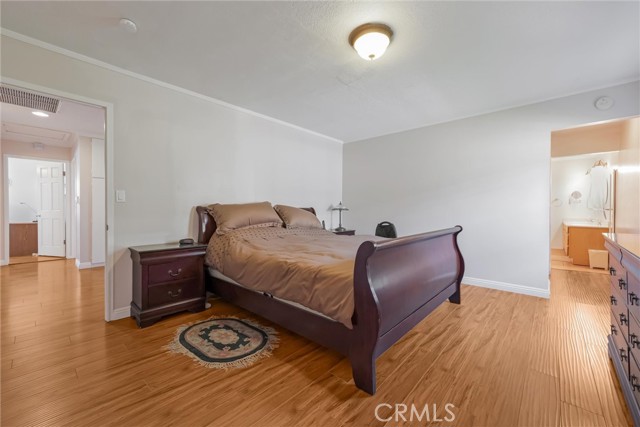 8512 Belford Avenue, Los Angeles CA: https://media.crmls.org/medias/1afb48ba-4e65-42e4-b87d-e3544030f776.jpg