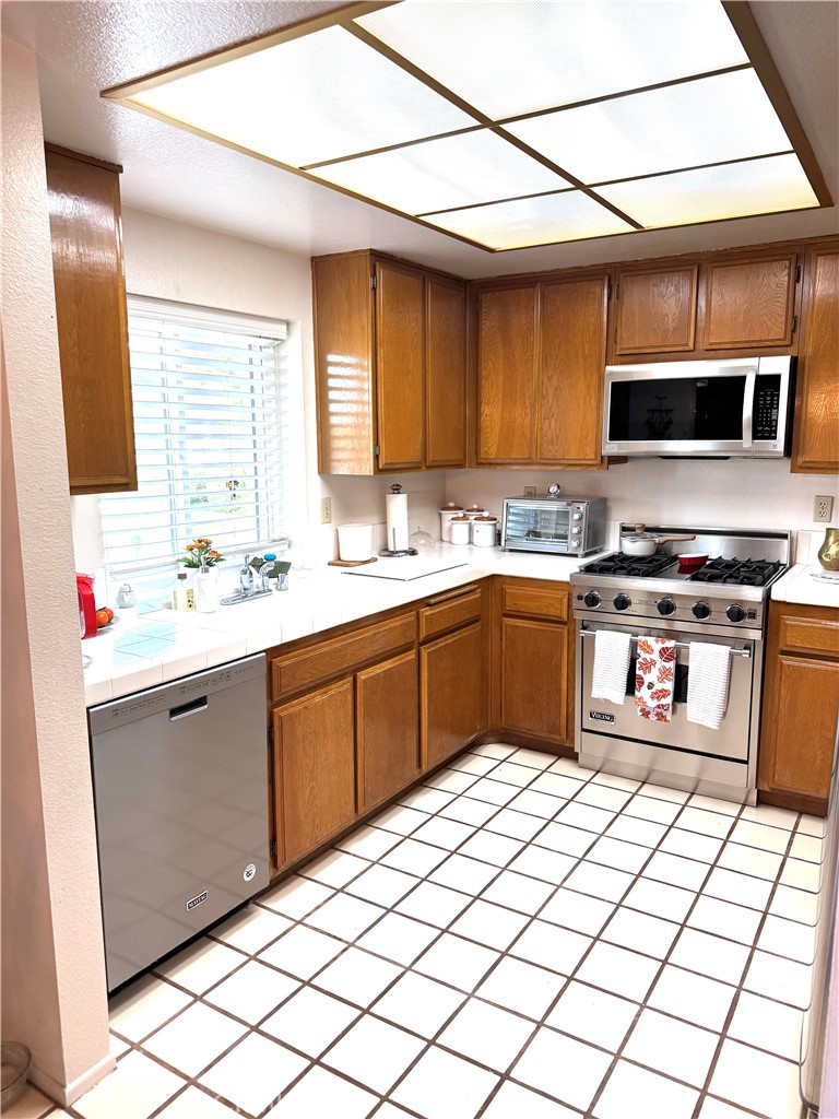 MLS #PW25273327 image #6