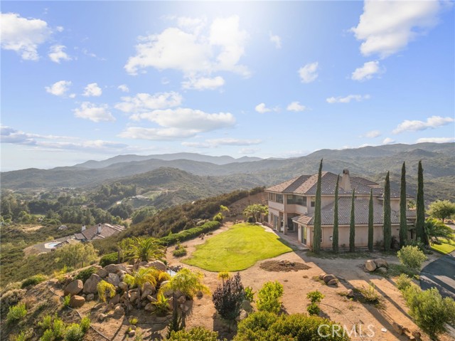 37654 Calle De Lobo, Murrieta CA: https://media.crmls.org/medias/1afb94b7-ad5d-4a2e-89f9-87fa0f69dddd.jpg