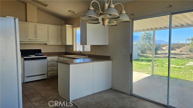 Detail Gallery Image 12 of 21 For 69525 5 Dillon, Desert Hot Springs,  CA 92241 - 3 Beds | 2 Baths