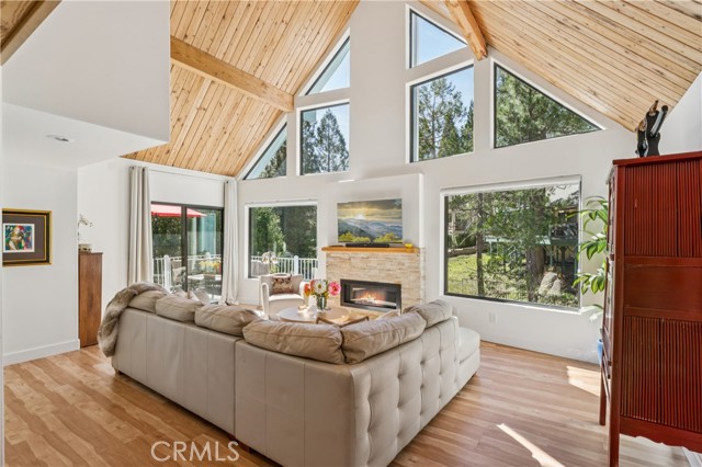 Detail Gallery Image 30 of 57 For 113 Brentwood, Lake Arrowhead,  CA 92352 - 6 Beds | 5/1 Baths