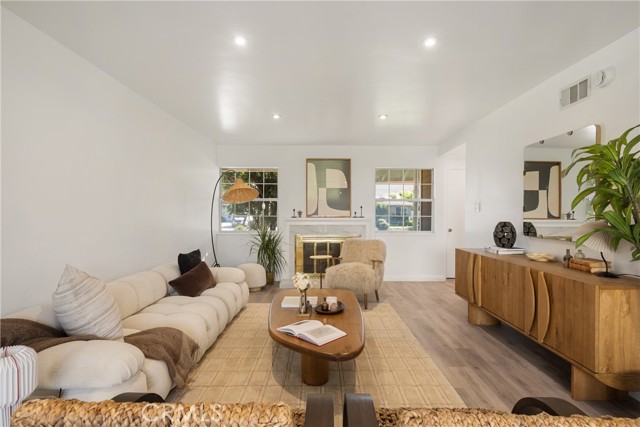 Detail Gallery Image 8 of 32 For 2819 Castle Rock, Diamond Bar,  CA 91765 - 4 Beds | 2 Baths