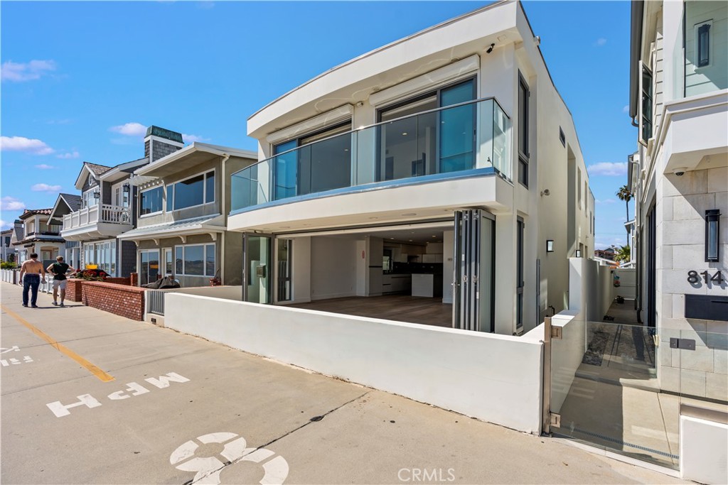 816 W Oceanfront