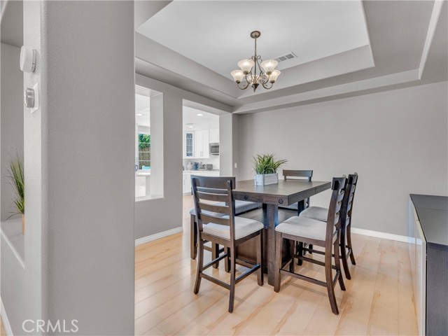 5637 Como Circle, Woodland Hills CA: https://media.crmls.org/medias/1afd8a56-6996-4c6e-9fa0-9ff1da25a5b5.jpg