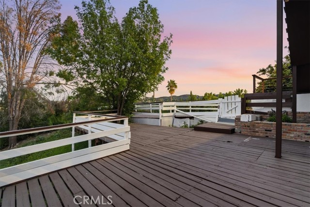 Detail Gallery Image 33 of 61 For 5160 Medina Rd, Woodland Hills,  CA 91364 - 3 Beds | 2/1 Baths