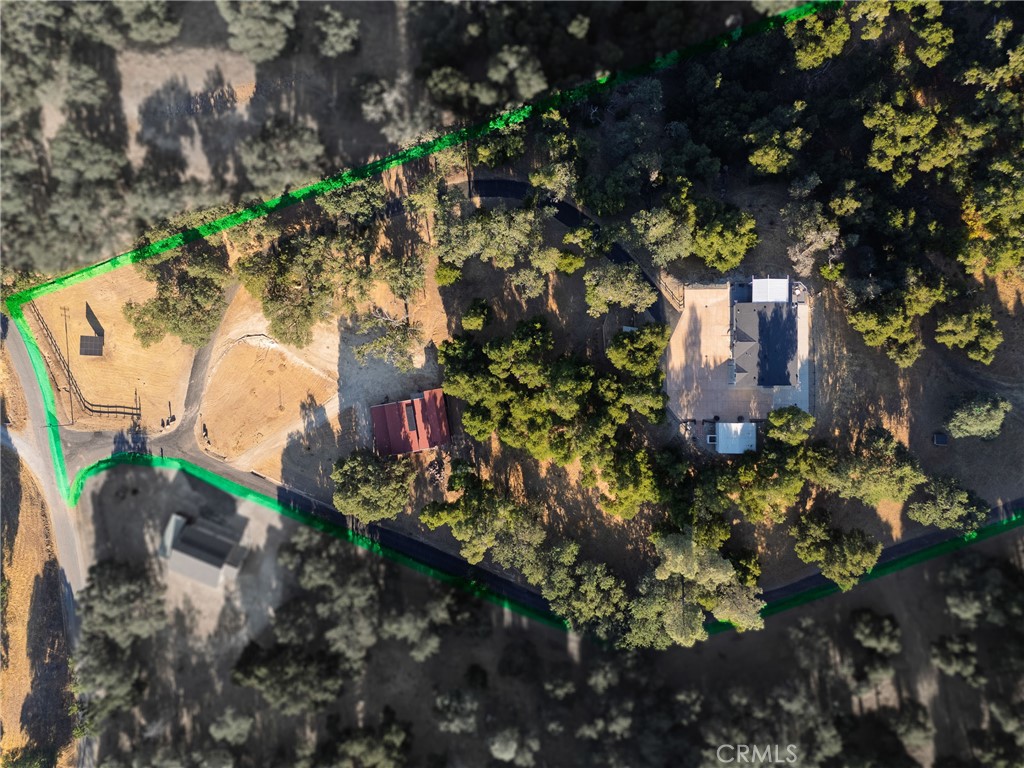 https://media.crmls.org/medias/1afdbc1c-12e6-4ecf-a966-5e720838b917.jpg?preset=X-Large
