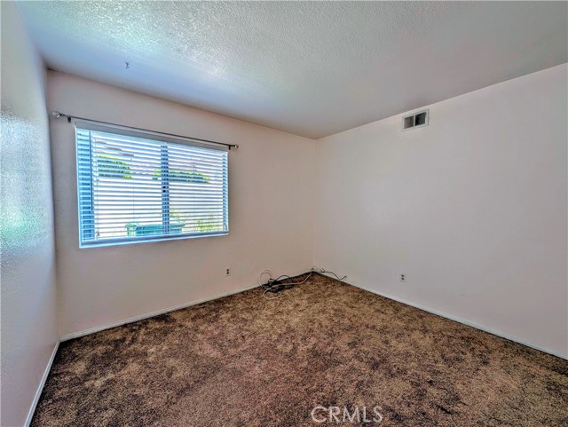 7754 Fox Tail Court, Highland CA: https://media.crmls.org/medias/1afe4a89-6211-4a14-a13d-83cf1288a7cf.jpg