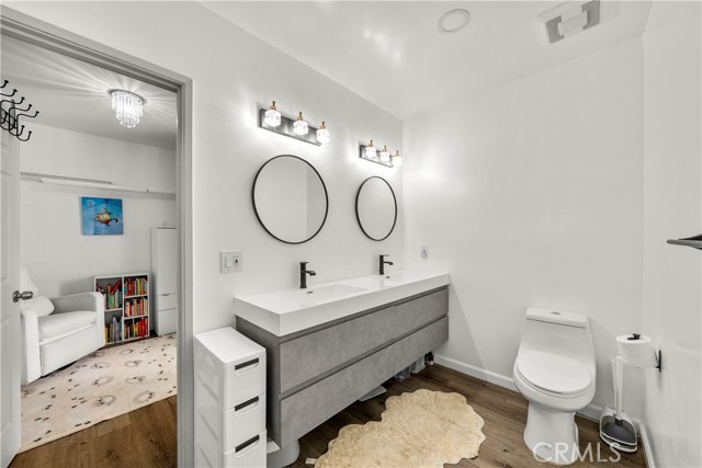 Detail Gallery Image 26 of 41 For 18019 Tiara, Encino,  CA 91316 - 4 Beds | 2 Baths