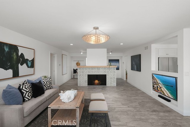 4203 Calle Mayo, San Clemente CA: https://media.crmls.org/medias/1afec8cd-bcd0-4fd1-a9a4-3d3124122a16.jpg