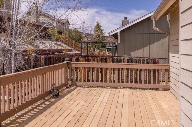 337 Pine Lane, Big Bear City CA: https://media.crmls.org/medias/1aff167f-2c0a-4ba7-a564-ad173fd41778.jpg