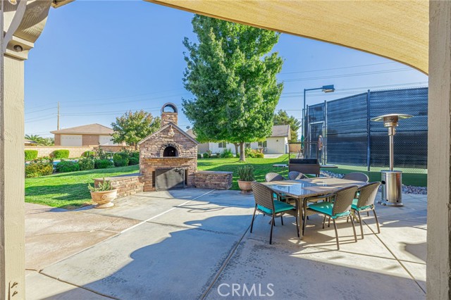 Image 54 of 72 For 2534 Desert Rose Drive