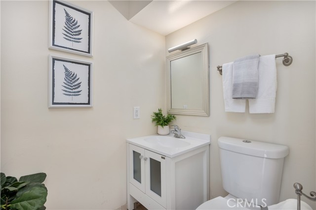 Detail Gallery Image 8 of 33 For 4762 Larwin Ave, Cypress,  CA 90630 - 3 Beds | 1/1 Baths