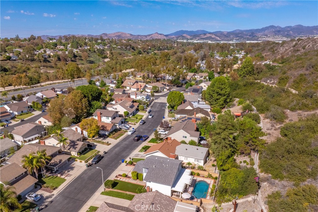 1b009099 7ef6 435a A903 4ff1e94e246a