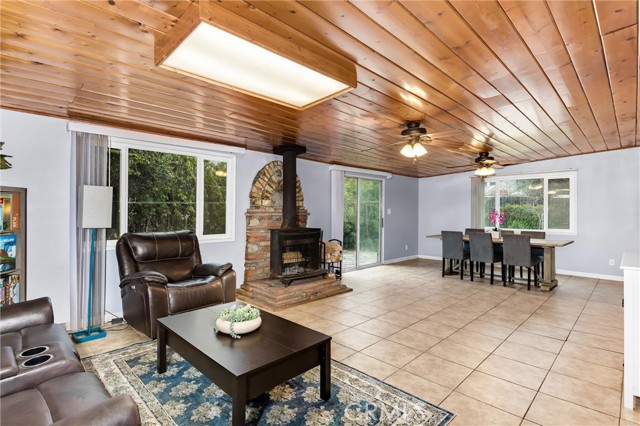 Detail Gallery Image 10 of 25 For 35194 Velardo, Yucaipa,  CA 92399 - 4 Beds | 2 Baths