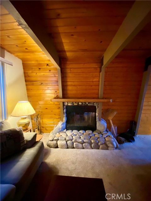 Detail Gallery Image 13 of 18 For 325 W Mojave Bld, Big Bear City,  CA 92314 - 2 Beds | 1 Baths