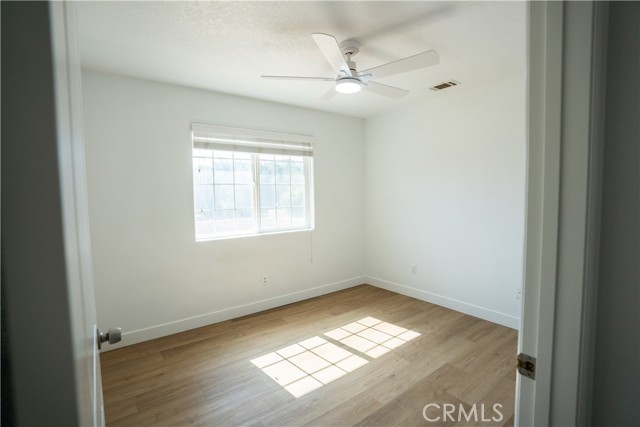 7122 Aster Road, Oak Hills CA: https://media.crmls.org/medias/1b016a50-8e78-4324-bd87-2fcda32fb371.jpg