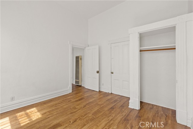 1037 Alpine Street, Los Angeles CA: https://media.crmls.org/medias/1b01dd68-3913-4798-8d75-0d684218c4b6.jpg