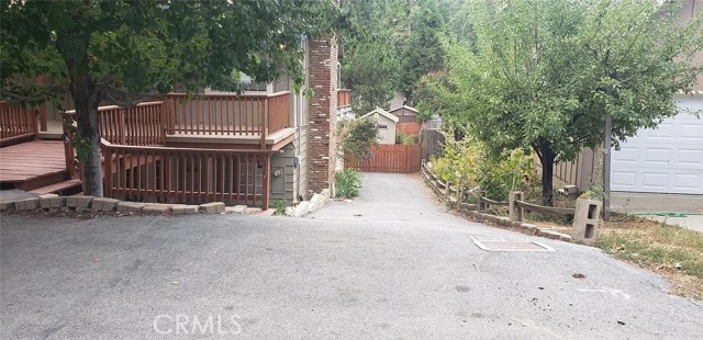 Detail Gallery Image 3 of 33 For 31465 Pinehurst, Running Springs,  CA 92382 - 4 Beds | 2 Baths