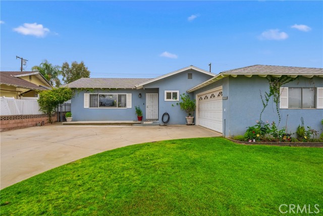 Detail Gallery Image 3 of 46 For 147 Myrtlewood, Calimesa,  CA 92320 - 4 Beds | 2 Baths