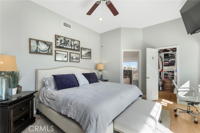 Detail Gallery Image 34 of 62 For 707 N Prospect Ave, Redondo Beach,  CA 90277 - 5 Beds | 4/1 Baths