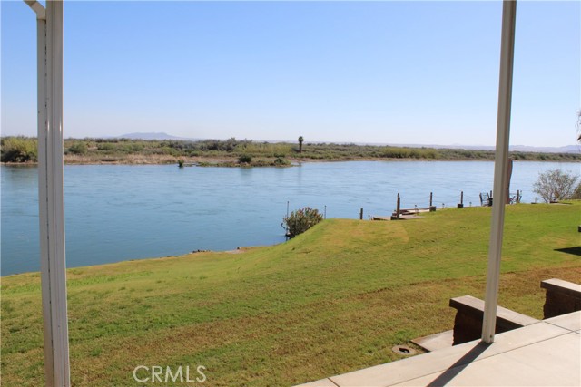 Detail Gallery Image 2 of 37 For 75 Shaggy Tree, Blythe,  CA 92225 - 3 Beds | 2 Baths