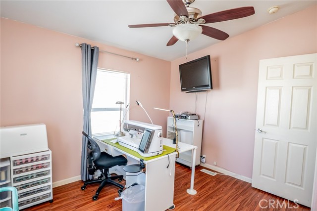 Detail Gallery Image 22 of 56 For 22241 Nisqually #74,  Apple Valley,  CA 92308 - 4 Beds | 2 Baths