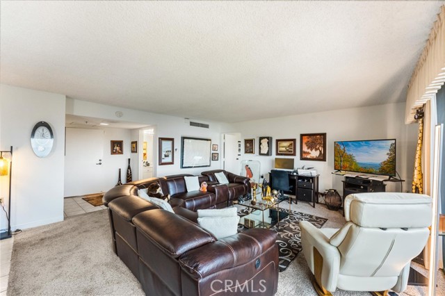 Detail Gallery Image 6 of 32 For 24055 Paseo Del Lago #954,  Laguna Woods,  CA 92637 - 1 Beds | 1/1 Baths