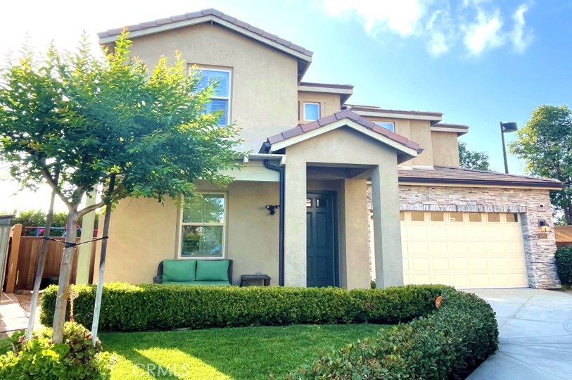 6301 Rancho Caballo