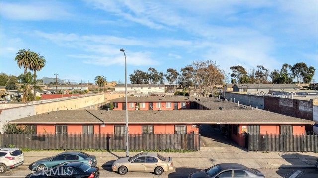 Detail Gallery Image 3 of 17 For 10108 S Figueroa, Los Angeles,  CA 90003 - – Beds | – Baths