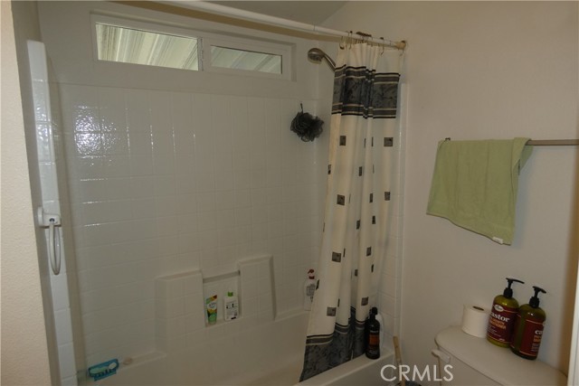 Detail Gallery Image 17 of 37 For 1701 S Thornburg St #96,  Santa Maria,  CA 93458 - 3 Beds | 2 Baths