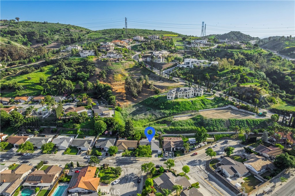 https://media.crmls.org/medias/1b055e9b-c035-47c9-8f78-b7a1220abda7.jpg?preset=X-Large