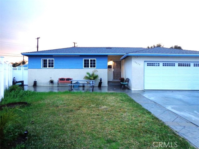 Detail Gallery Image 1 of 1 For 13430 Hutchcroft St, La Puente,  CA 91746 - 3 Beds | 1/1 Baths