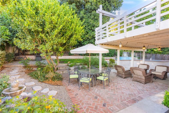 803 Crescent Drive, Monrovia CA: https://media.crmls.org/medias/1b06c0a8-a168-4242-9fd5-a08648e75b4c.jpg