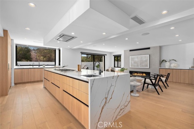 Drew Fenton | 17433 Camino De Yatasto Pacific Palisades CA | MLS: 7355290