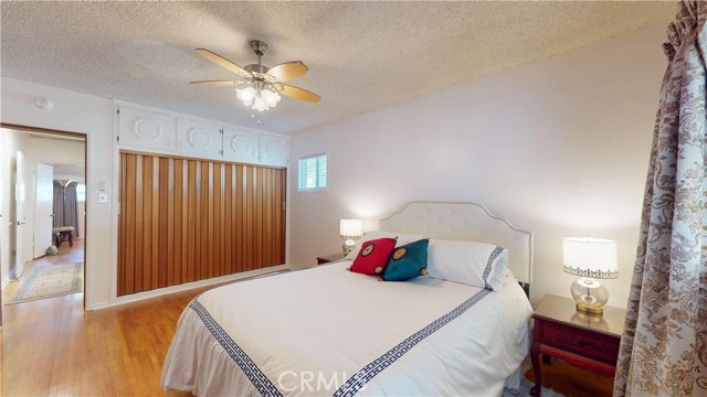 13322 Valleyheart N Drive, Sherman Oaks CA: https://media.crmls.org/medias/1b0955bf-b02c-4912-bb08-9273df23b795.jpg