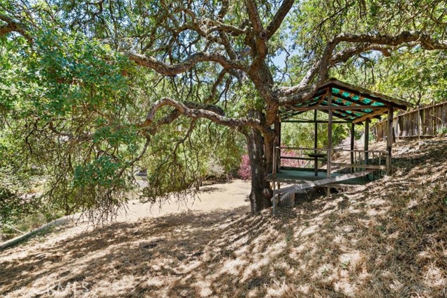 7480 Cortina Avenue, Atascadero CA: https://media.crmls.org/medias/1b09d205-9e4b-406e-8ec2-c780080aecea.jpg