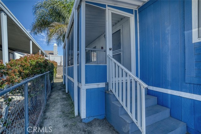 Detail Gallery Image 4 of 40 For 4616 North River Rd #8,  Oceanside,  CA 92057 - 3 Beds | 2 Baths