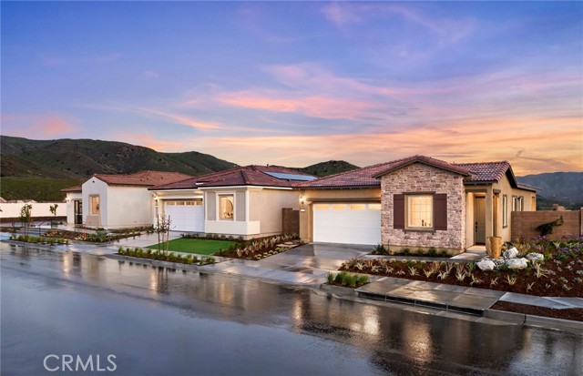 23686 Highvale Drive, Corona CA: https://media.crmls.org/medias/1b0ad5dd-acde-4ecb-85e1-0b207bb24484.jpg