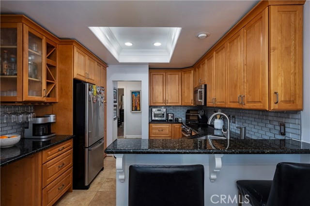 Detail Gallery Image 5 of 39 For 4713 E 4th, Long Beach,  CA 90814 - 2 Beds | 2 Baths