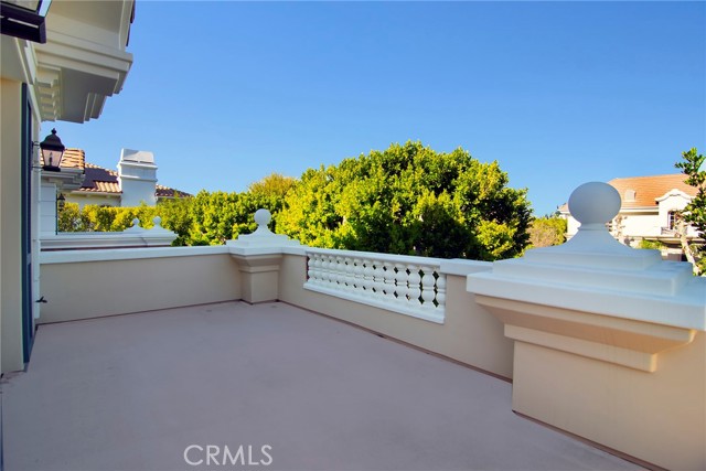 Detail Gallery Image 45 of 59 For 19134 Briarfield Way, Tarzana,  CA 91356 - 6 Beds | 7/1 Baths