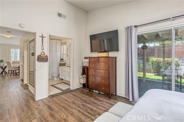 10981 Deerfield Drive, Cherry Valley CA: https://media.crmls.org/medias/1b0d2722-7e42-4263-a673-8b846508d1df.jpg