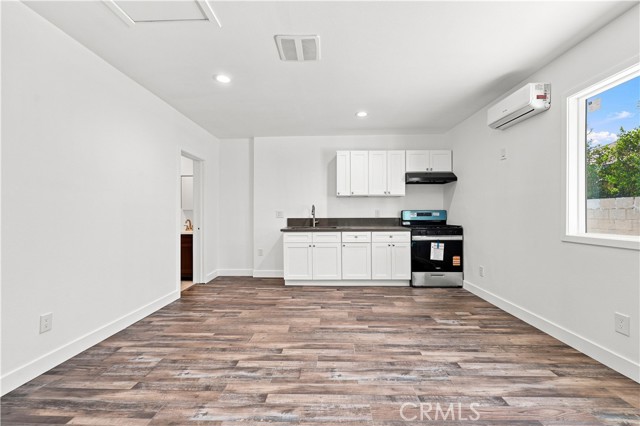 4 Bed Home for Sale in North Hollywood, California