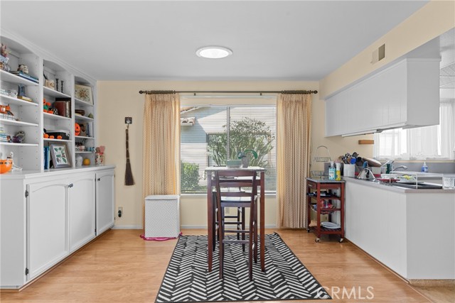 166 Tallyho, Santa Maria CA: https://media.crmls.org/medias/1b0f931d-dfc4-41cb-8807-92480a9ab604.jpg