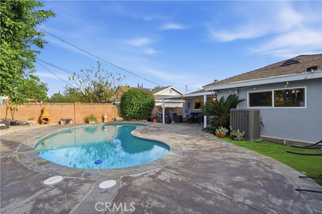 Detail Gallery Image 28 of 30 For 19833 Blythe, Winnetka,  CA 91306 - 3 Beds | 2 Baths