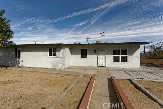 Detail Gallery Image 15 of 45 For 15004 Zenda St, Victorville,  CA 92395 - 3 Beds | 1 Baths