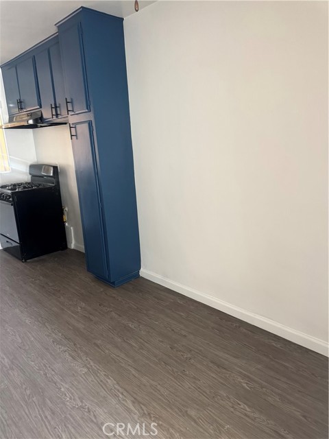 Detail Gallery Image 9 of 24 For 12221 Peacock Ct #3,  Garden Grove,  CA 92841 - 1 Beds | 1 Baths