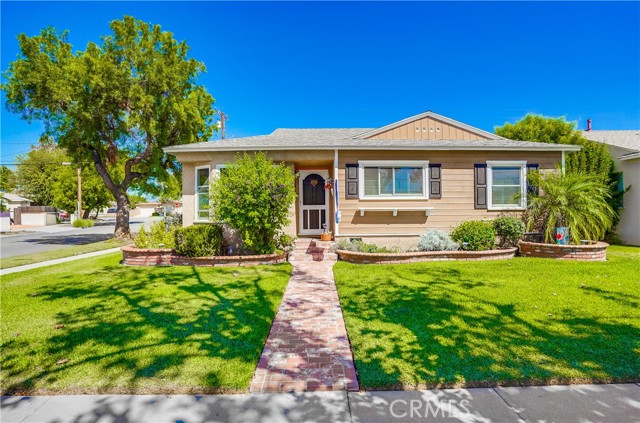 6603 Glorywhite St, Lakewood, CA 90713