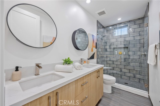 2420 Ives Lane, Redondo Beach, California 90278, 4 Bedrooms Bedrooms, ,3 BathroomsBathrooms,Residential,For Sale,Ives,SB25133700