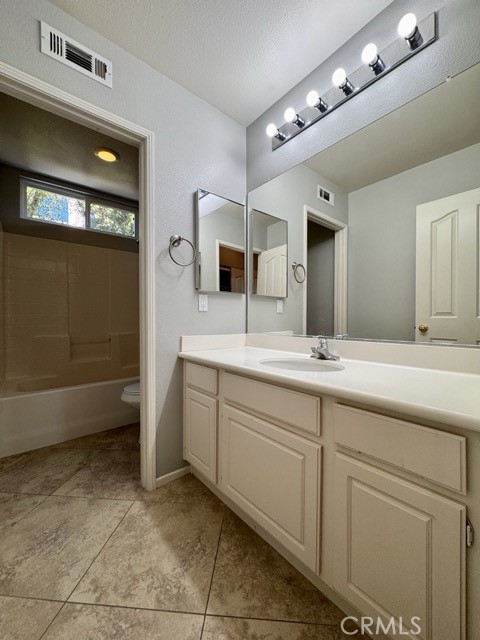 Detail Gallery Image 17 of 56 For 41713 Niblick Rd, Temecula,  CA 92591 - 5 Beds | 3/1 Baths